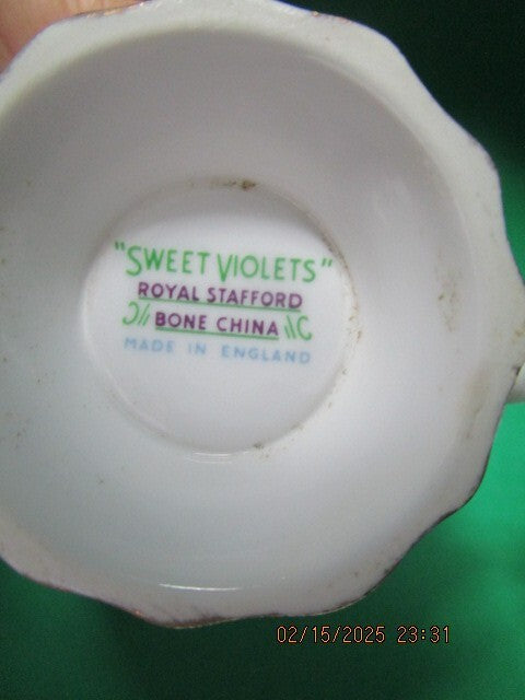 Royal Stafford England Sweet Violets Cup And Saucer [84b]