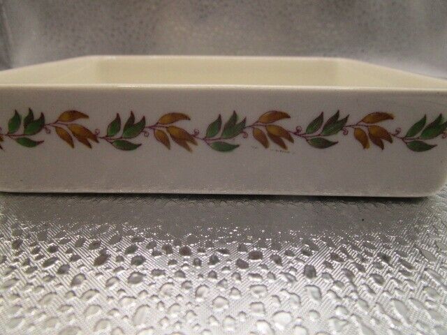 Wedgwood Cornflower ceramic floral trinket box 5" [55]