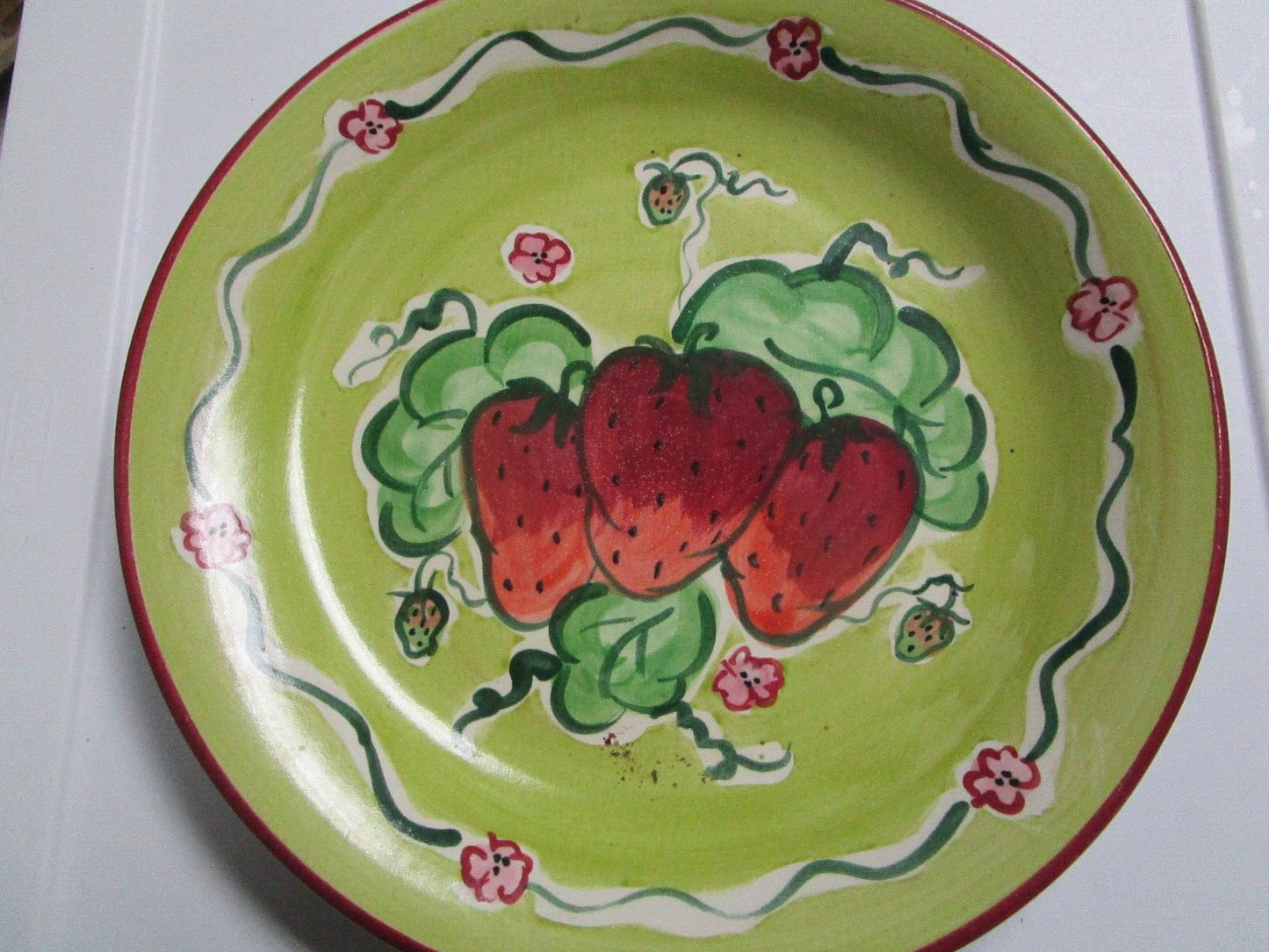 FLORIWARE POTTERY PLATTER STRAWBERRIES, OHIO, USA, 11"