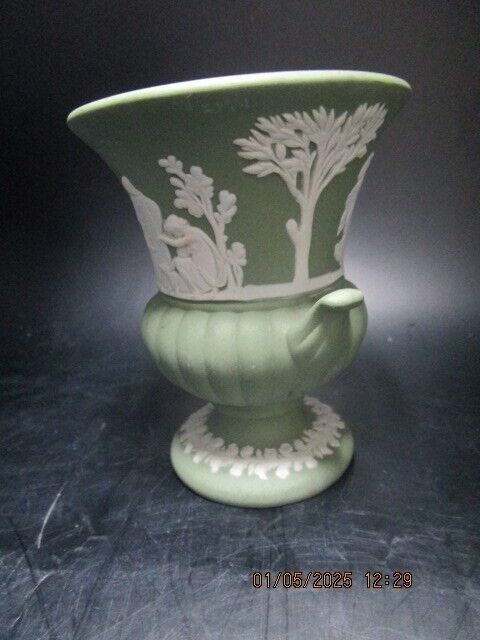 WEDGWOOD JASPERWARE SAGE GREEN MINI URN 3.75 IN ^^