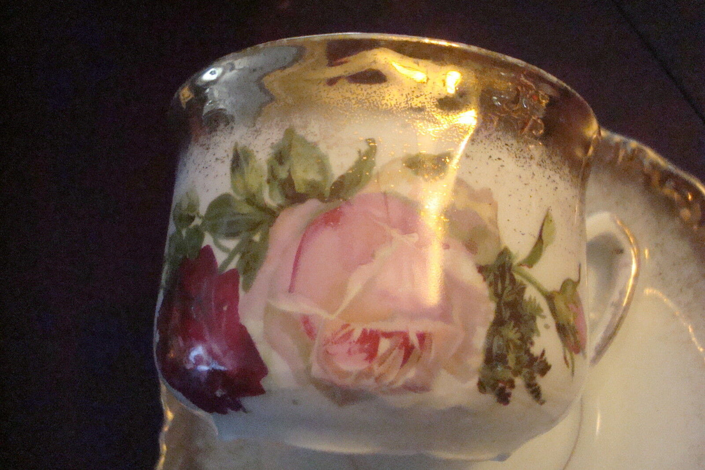 Unmarked German cup and saucer, transfer roses and gold RARE [91]