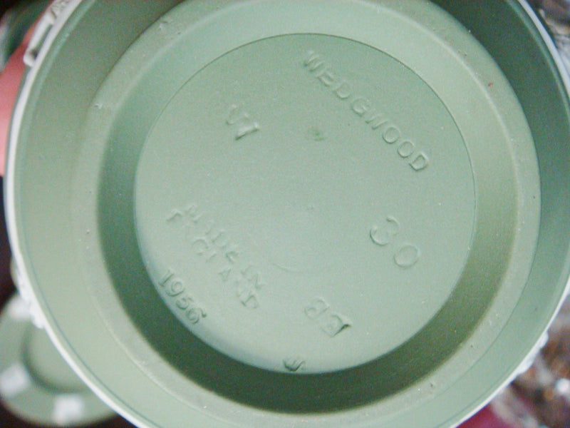 “Wedgwood” vintage green JASPERWARE trio cup, saucer , cake plate [80d]