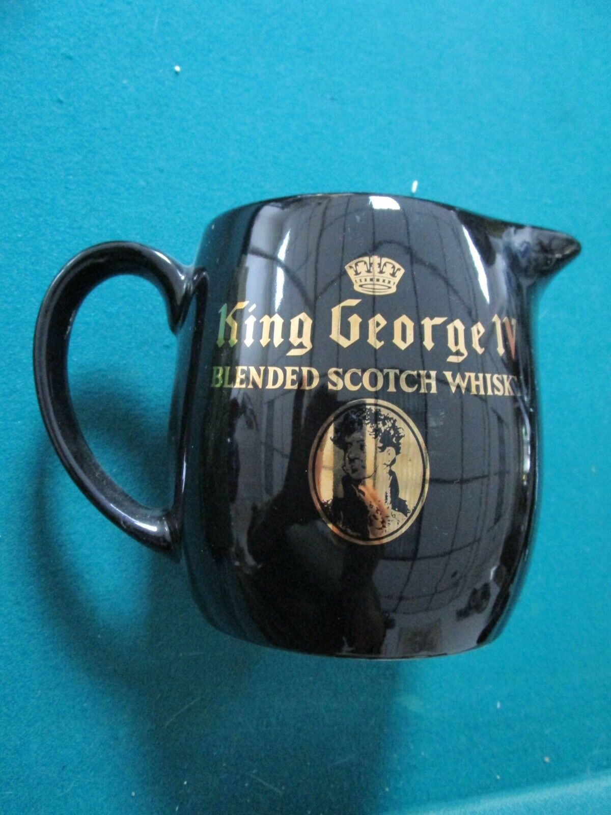 ADVERTISING BAR JUG PITCHER CHIVAS - WALKERS - KING GEORGE - GRANTS PICK1 1