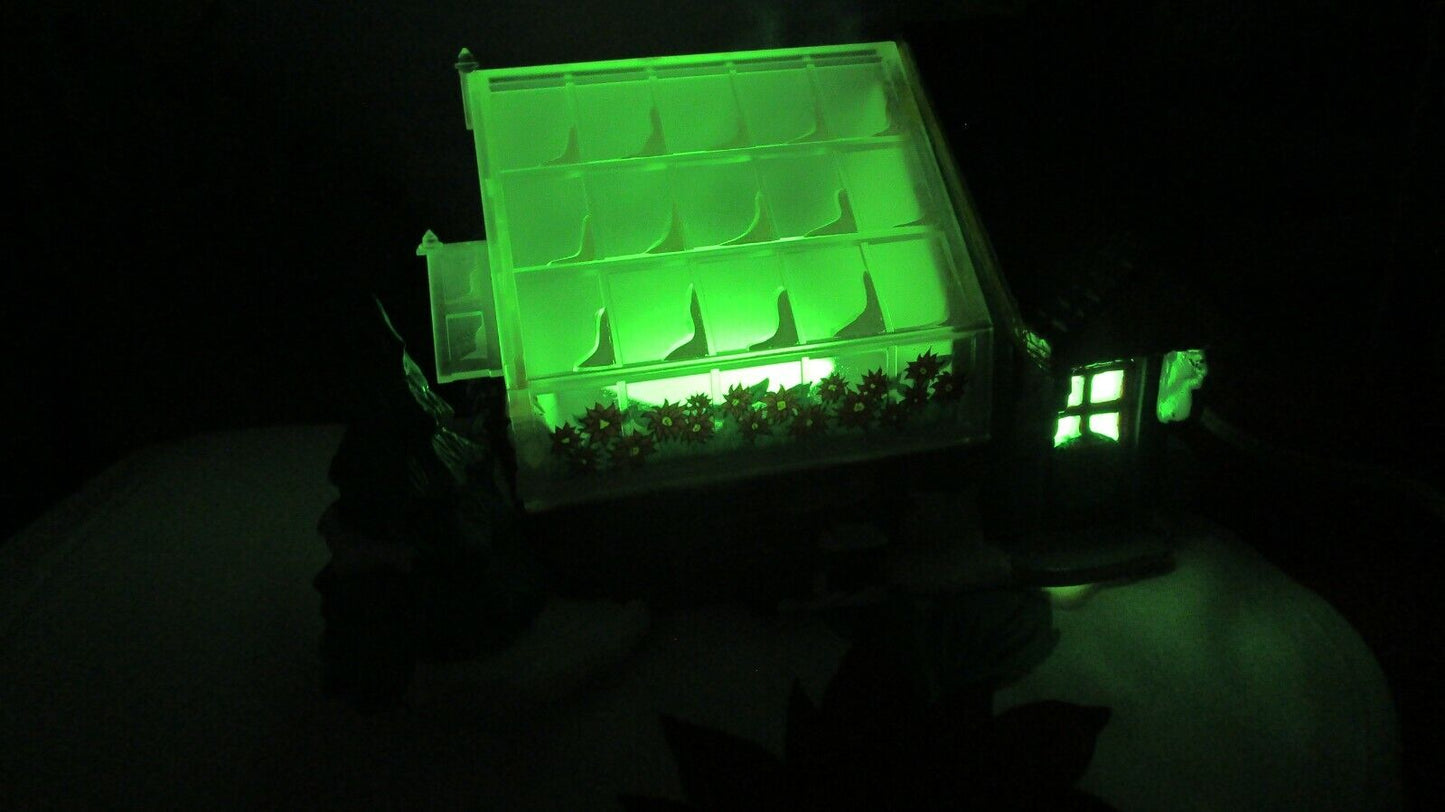 VILLAGE GREENHOUSE LIGHTED ORIGINAL DEPT 56  NEW SHOW-ROOM-MODEL