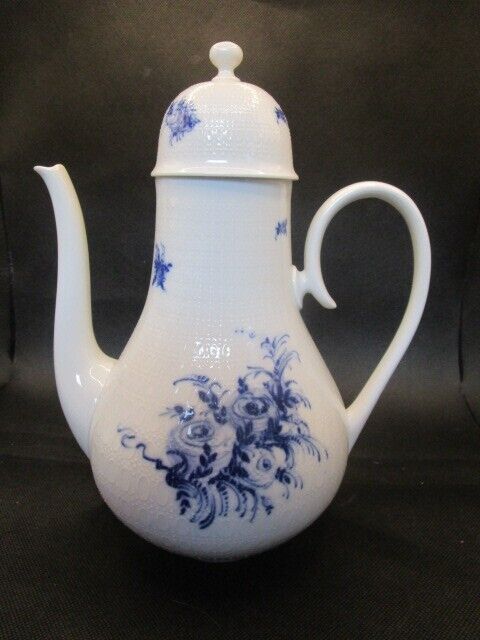 Vintage Bjorn Wiinblad for ROSENTHAL "Romance" ble flowers coffee pot