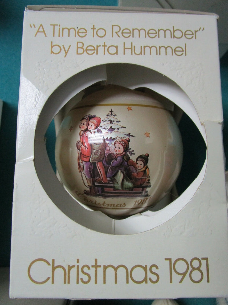 SCHMID HUMMEL ORNAMENTS 1977/78/79/81/82 LOT OF 5 GLASS ORNAMENTS ^^