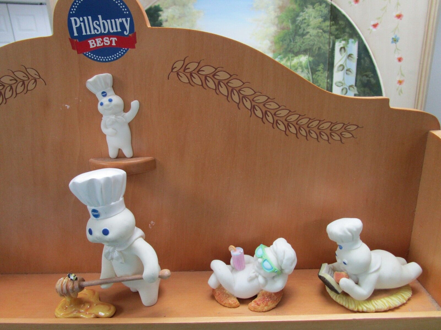 12 Doughboy Collectibles FIGURINES & SPICE WOODEN  RACK FROM DANBURY MINT