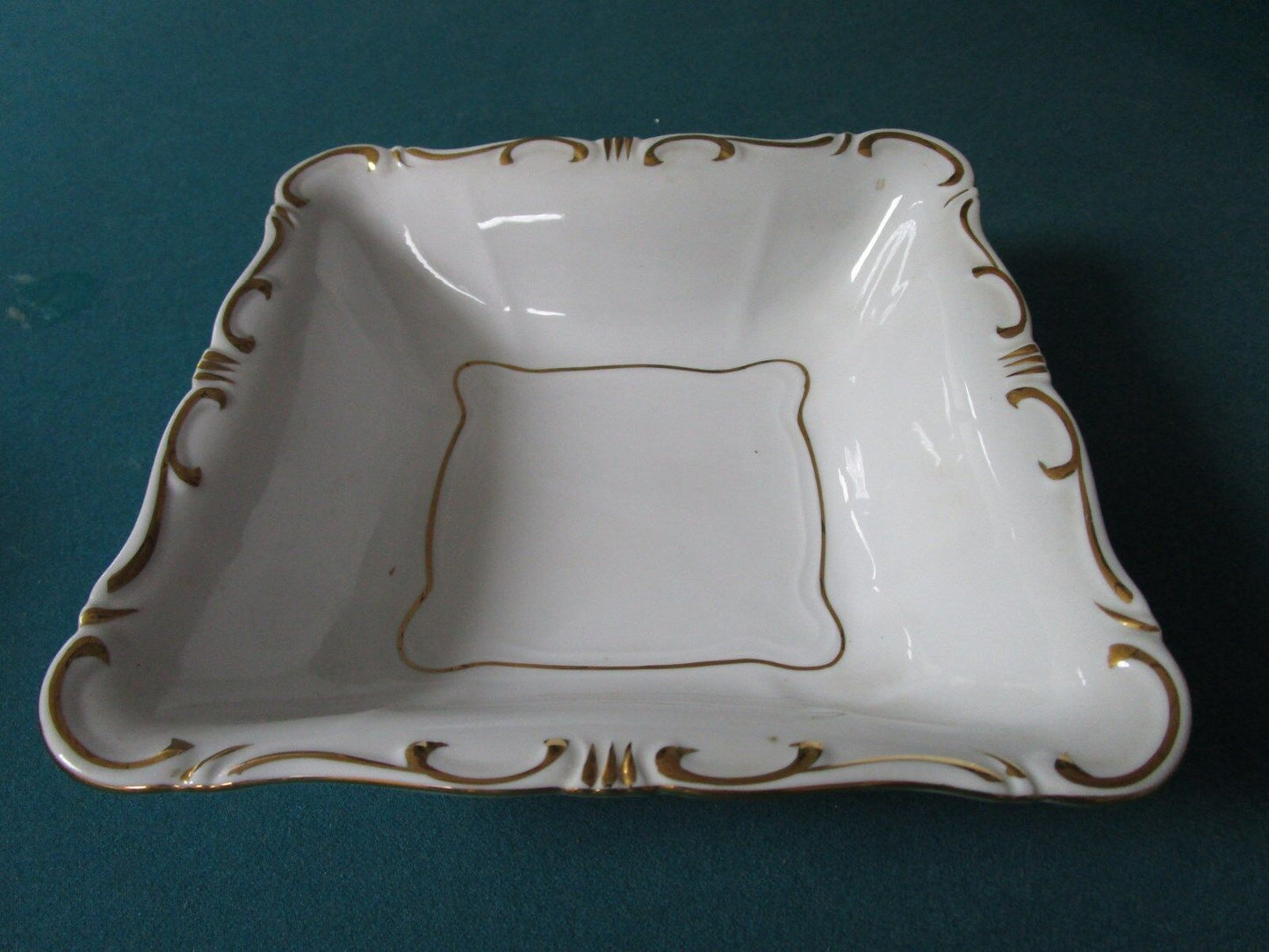 ZSOLNAY HUNGARY SQUARE BOWL GOLD LINES AND WHITE 1940s[ZS]