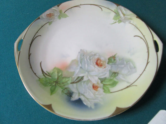 ANTIQUE AUSTRIA RUDOLSTADT PLATTER DELICIOUS ROSES HAND PAINTED  10 1/2" [DL2]