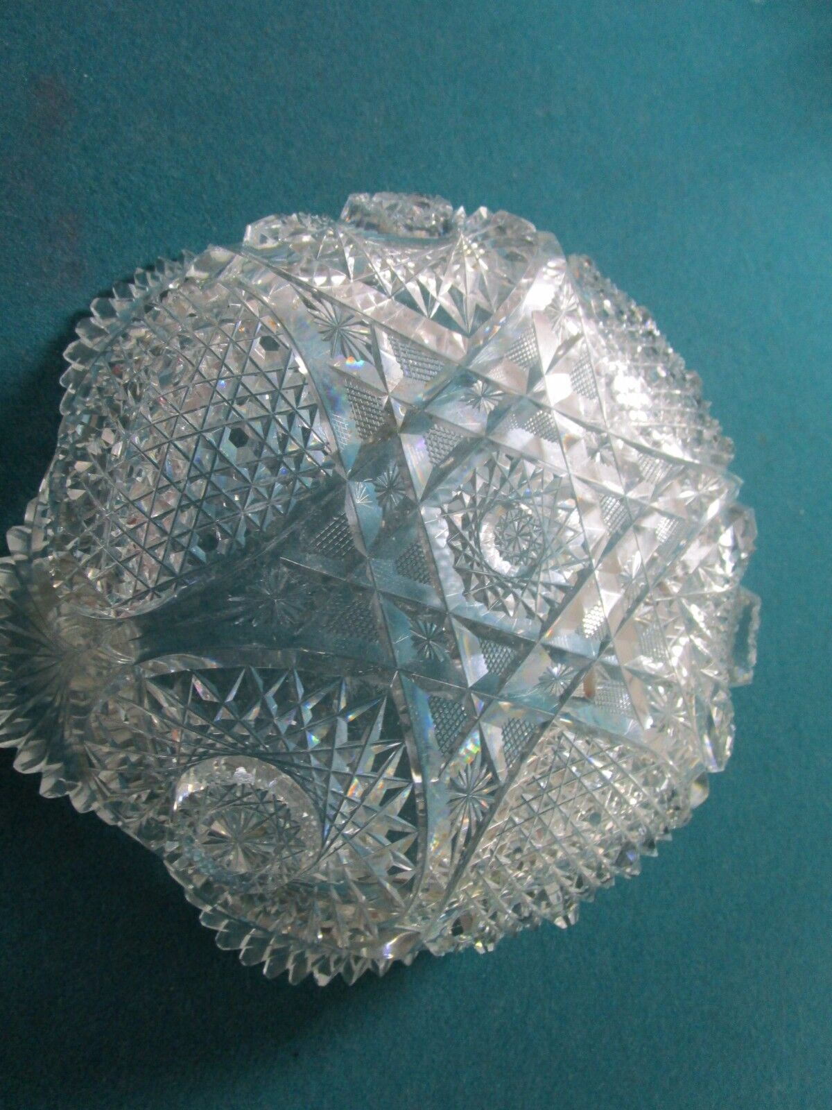 CZECHOSLOVAKIAN BOHEMIAN CRYSTAL CUT BOWL WAVE BORDERS GORGEOUS! [a*5