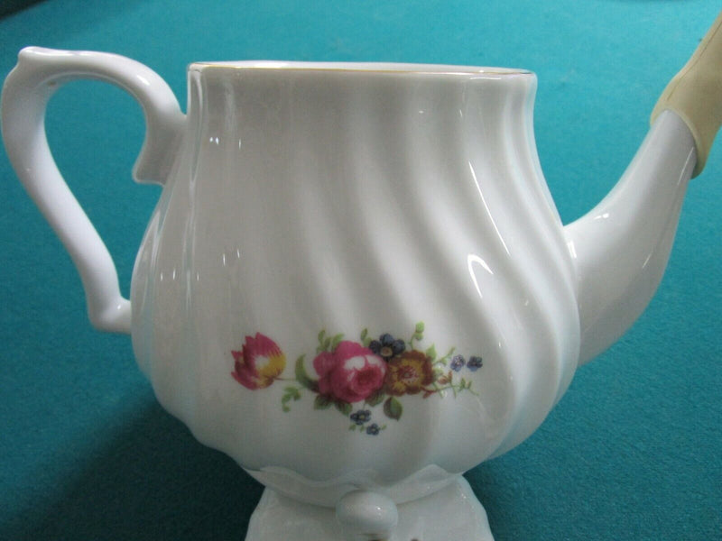 Royal Oak Teapot Floral White With Spout Cover ^^