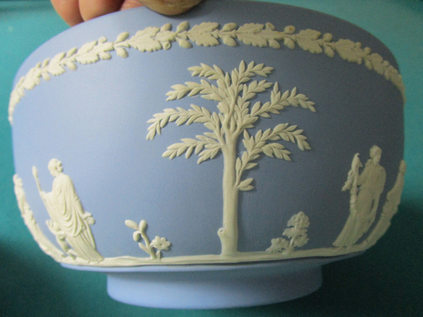 WEDGWOOD ENGLAND BLUE  JASPERWARE BOWL GREEK FIGURES SACRIFICIAL PATTERN