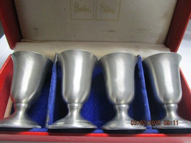 SILVERPLATE 4 PEWTER CUPS 3" [KRINGLE-R16]