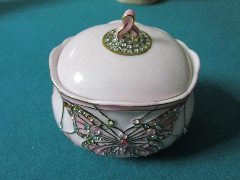 Heirloom Porcelain Music Box The Wing Beneath My Wings [*A]