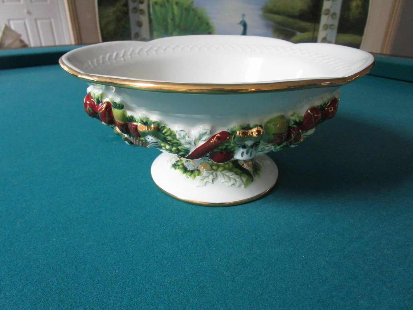 WATERFORD HOLIDAY HEIRLOOM GARLANDS X'MAS PEDESTAL CAKE - PLATES- BOWL -PICK ONE