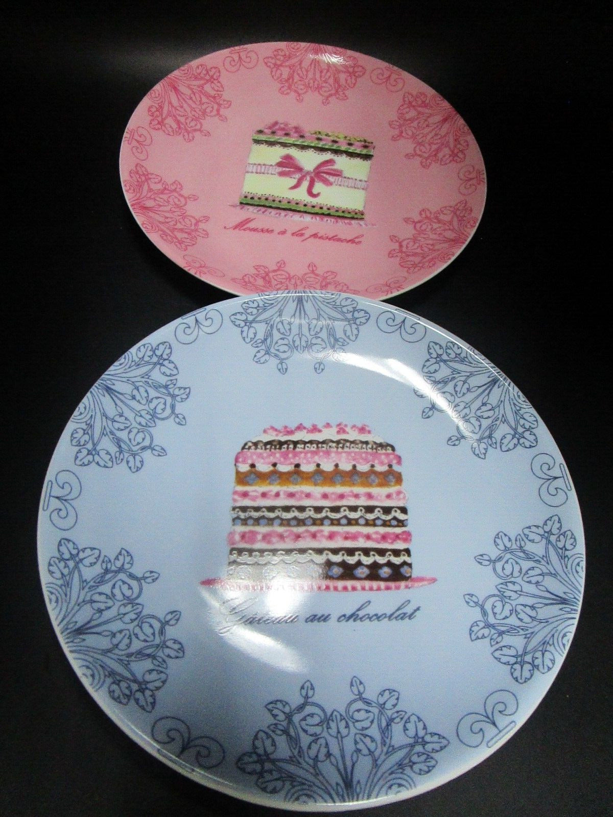 Cordon Bleu 2 cake plates 6 1/2" in box