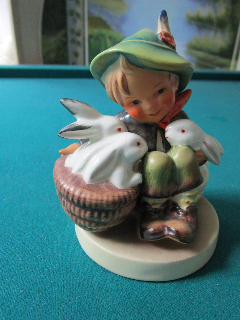 HUMMEL FIG. TM2: GOOD FRIENDS, GOOSE GIRL, BAKER BOY, PLAYMATES, OUT OF DANGER -