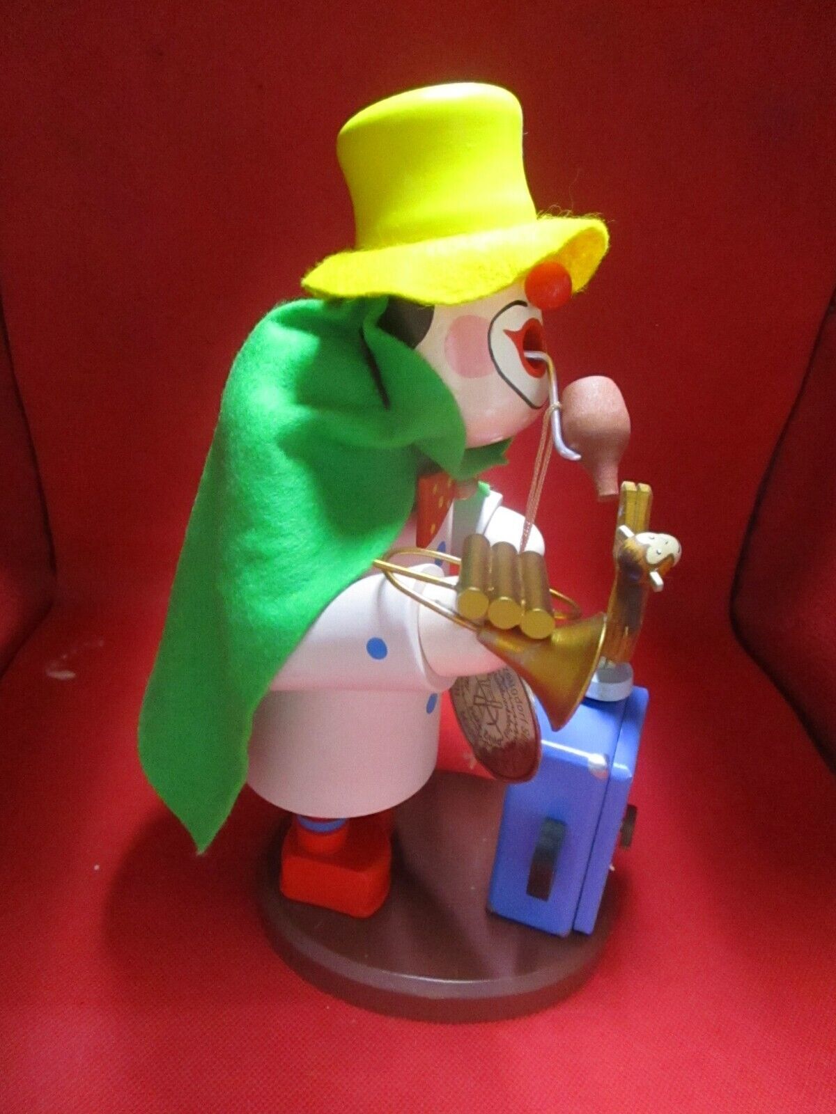 Zeidler Kalle Guck German Grinder Monkey German Smoker figurine music box 11"