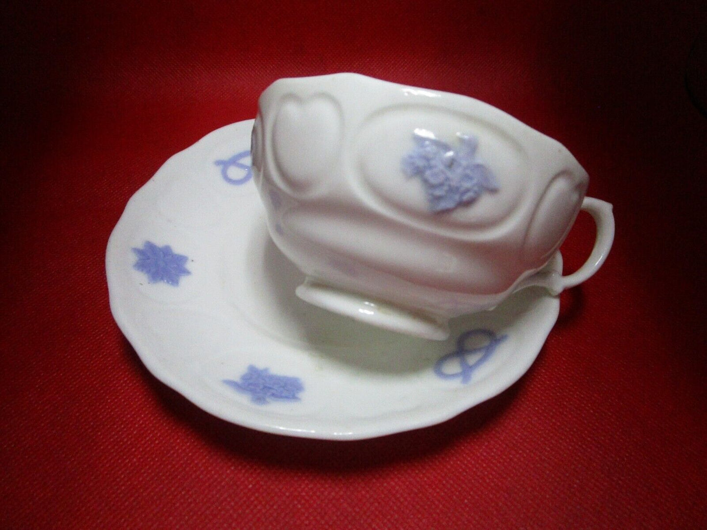 Adderley England Chelsea antique white / lavender cup and saucer anchor nots