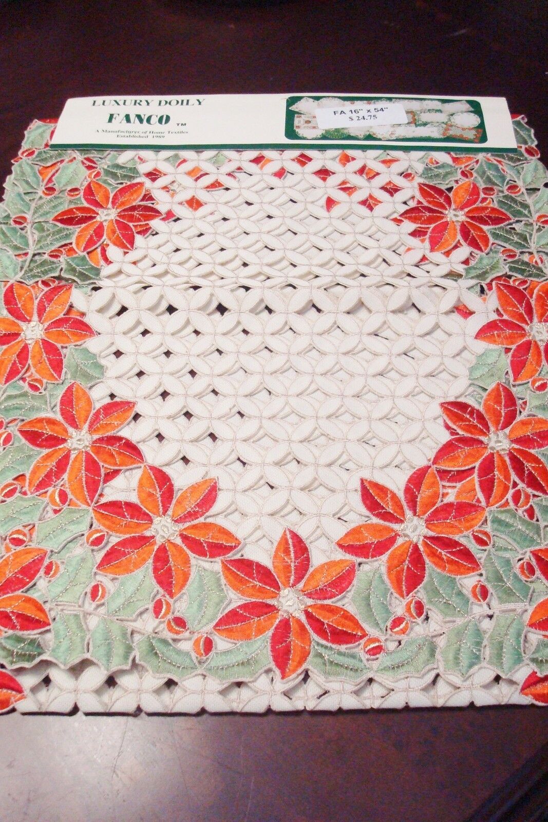 Luxury Doily by FANCO, vibrant poisettias, 16x54, table runner. new[10]