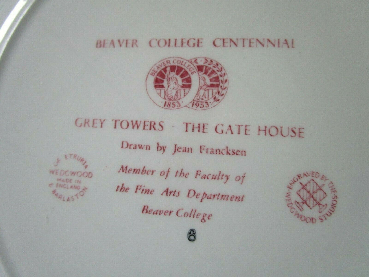 WEDGWOOD BEAVER COLLEGE GREY TOWERS THE GATE HOUSE COLLECTOR PLATE