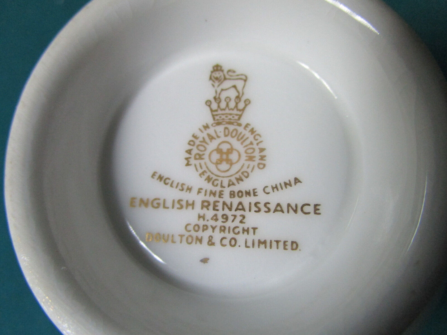 English Renaissance by Royal Doulton PLACE SETTING 5 PCS 1960/1990s  [*RENAIS]