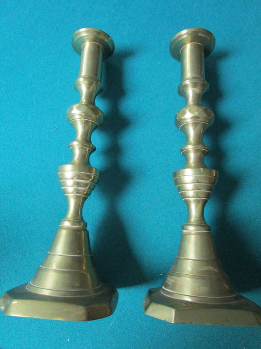 BRASS PAIR OF VINTAGE CANDLEHOLDERS 9" DIAMOND DESIGN [*MET1]