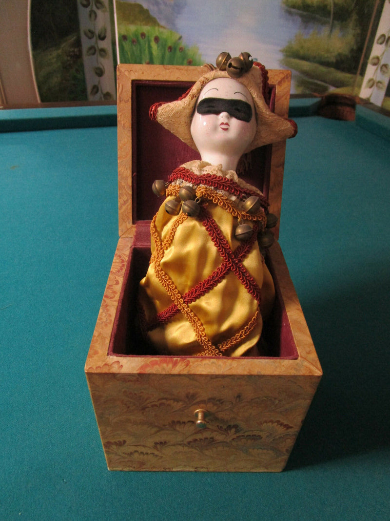 1920s doll Jack in the Box HARLEQUIN & WHITE CLOWN - PUSH UPS CLOWNS-PICK 1 ^