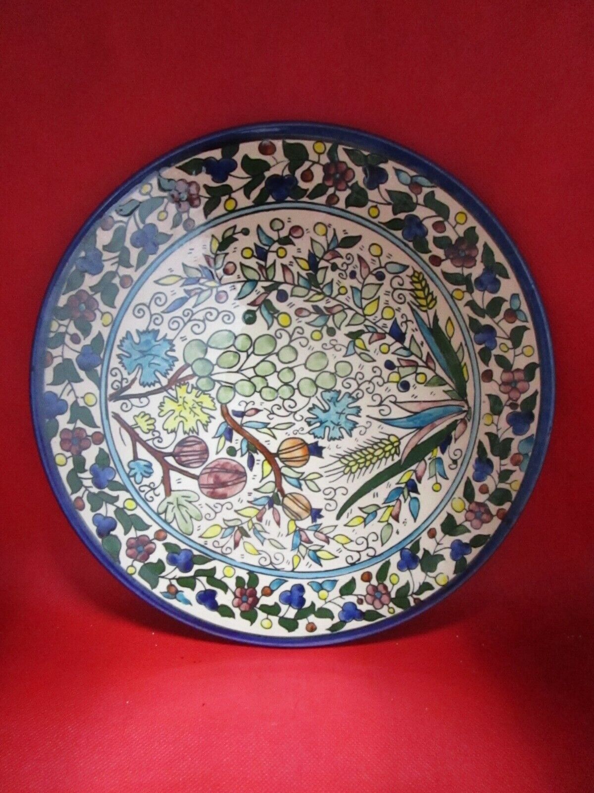 Majolica Middleeastern design  floral wall plate 10 1/2"