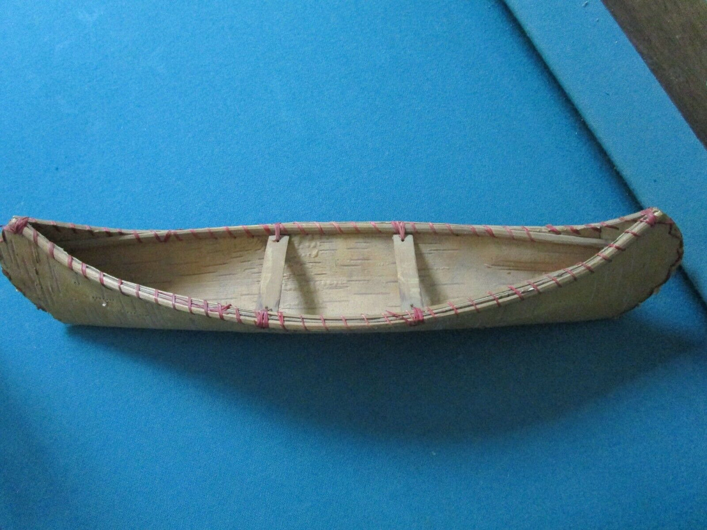 DISPLAY CORK WOODEN CARVED CANOE BOAT HANDCRAFTED SOUTH WESTERN PICK 1