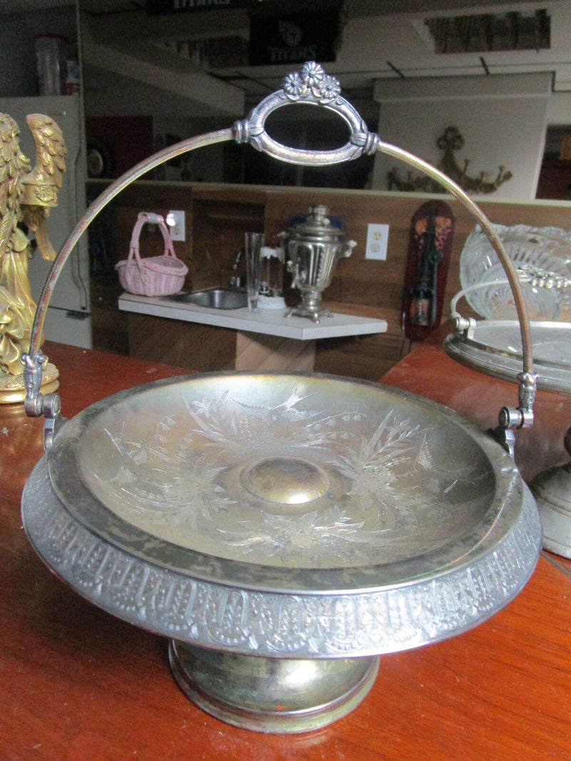 Meridien Silverplate 1887 Bride/Bridal  footed Basket decorated with birds[*]