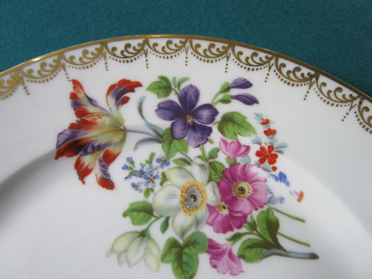 Crown Imperial H&C Czech Dresden Flower 2 dinner plates, 9 1/4" diam ^^