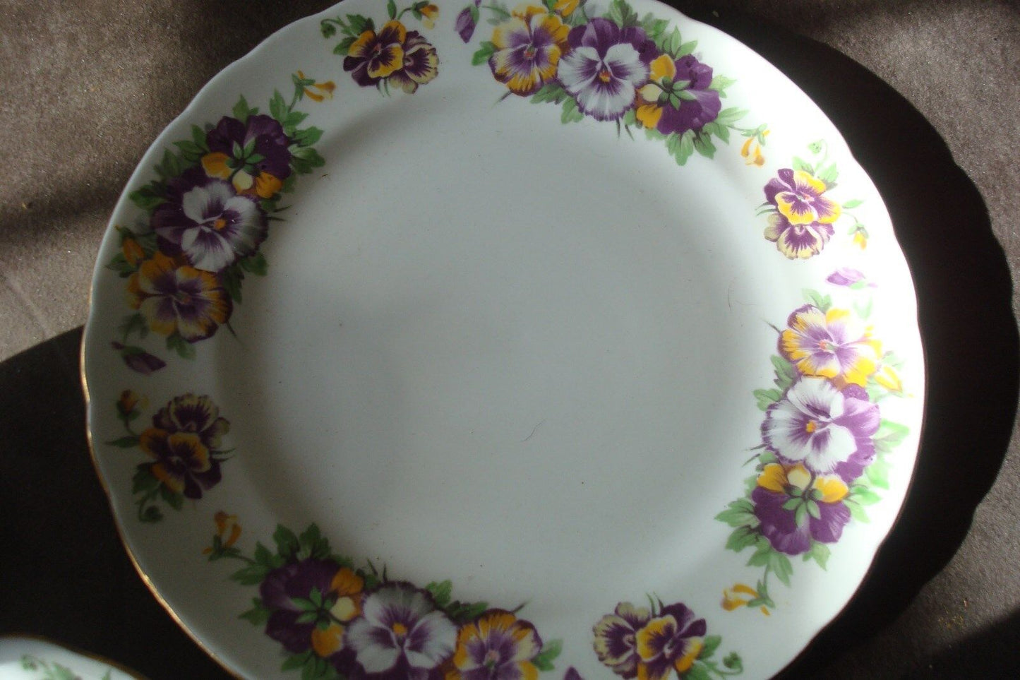 Tuscan England TRIO CUP SAUCER PLATE , wild violets TOUCHES OF GOLD