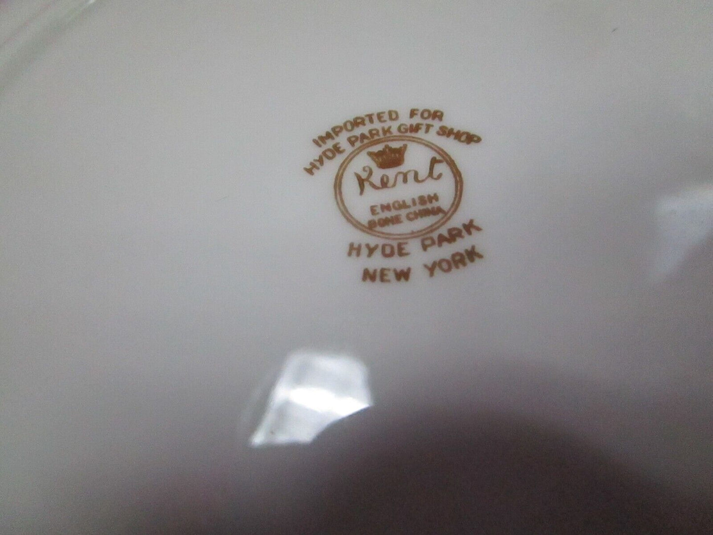 Hyde Park NY historical collector plate home of F.D Roosevelt 8 1/4"