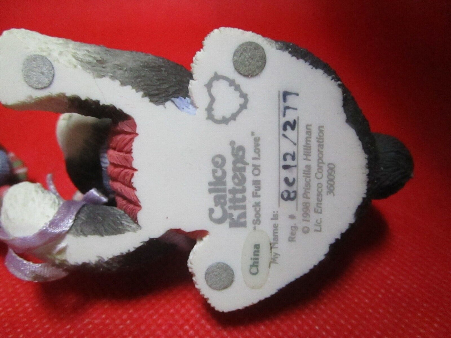 CALICO KITTEN sock full of love figurine nib