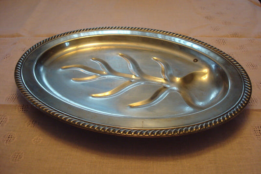 WALLACE SilverPlate 16" by 11" Oval Footed Meat Platter Tray original