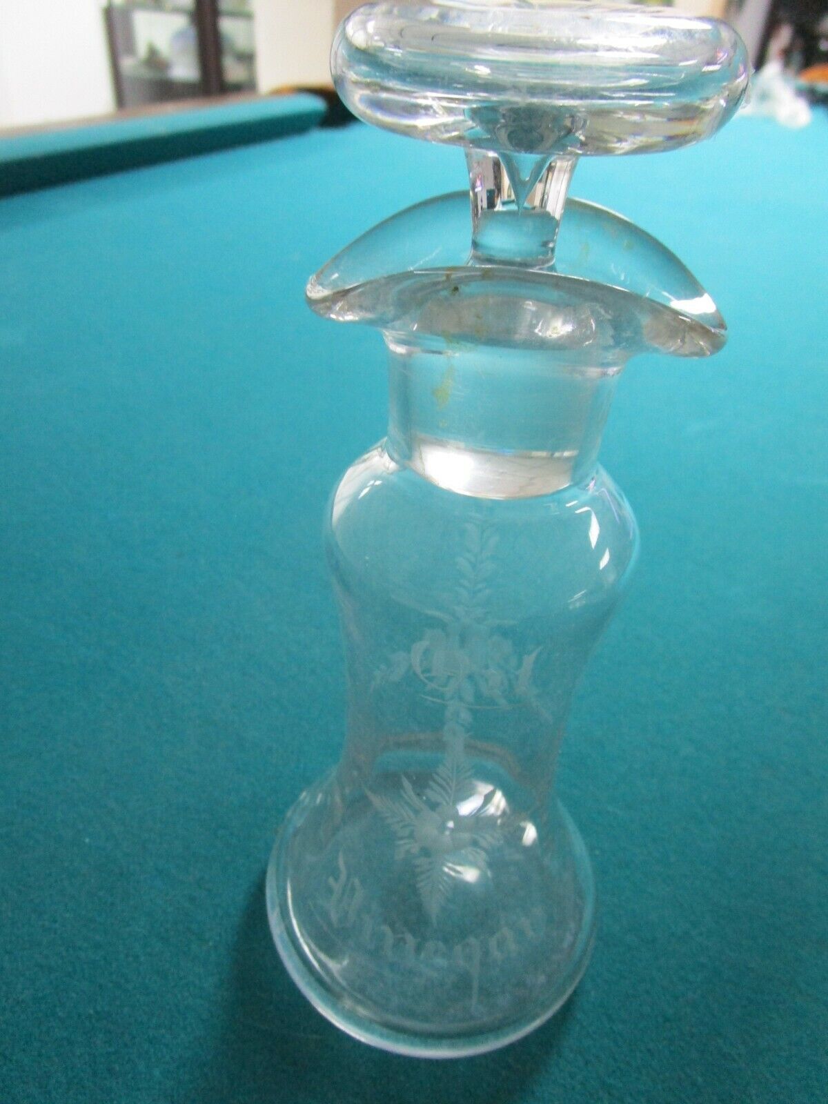 VICTORIAN ANTIQUE GLASS ETCH CRUET OIL-VINEGAR