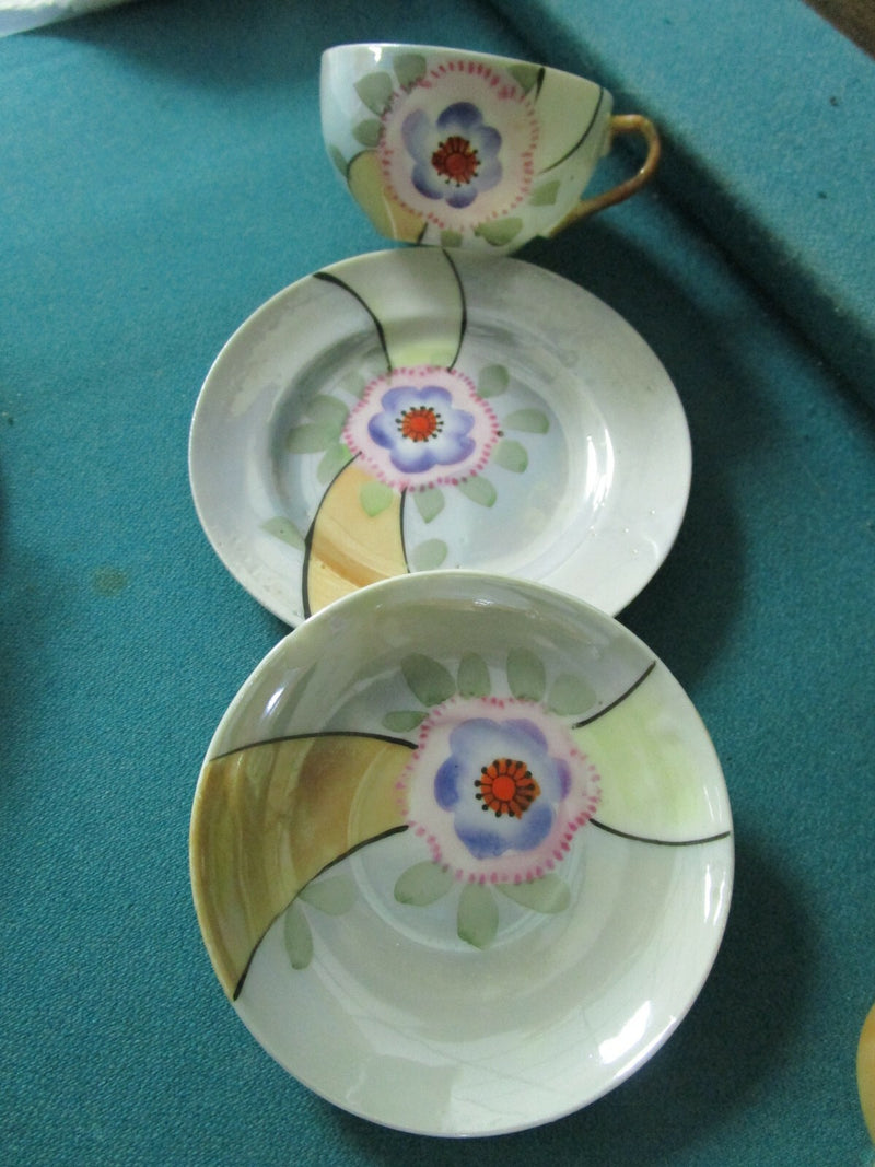 Made In Japan Doll Tea Set  Teapot, Creamer, Sugar Cups Saucers  [84C] PICK 1