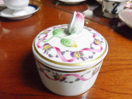 Vintage Italian Porcelain Trinket Box & Lid Richard Ginori Italy[*91]