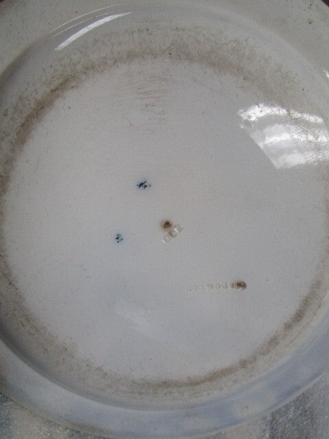 “Wedgwood" ANTIQUE ENGLAND Ivanhoe Blue 10 1/4" Plate Wamba & Gurth