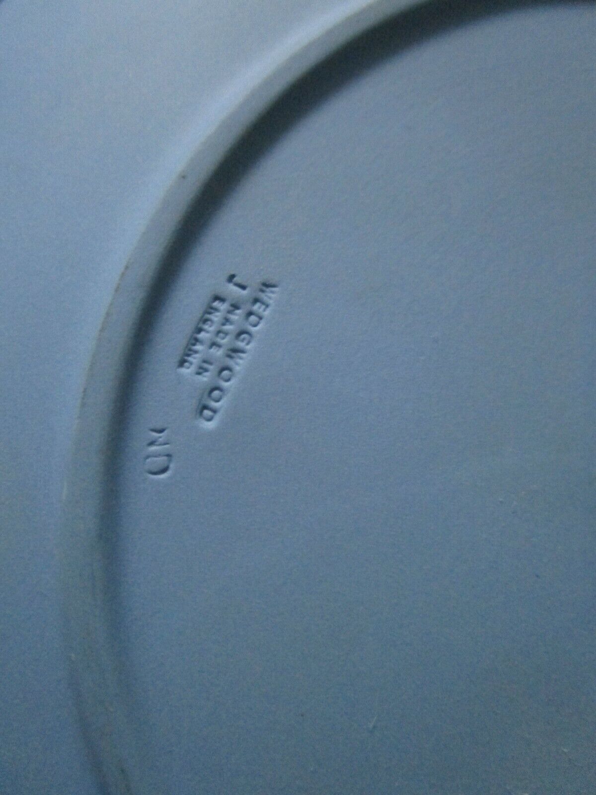 2002 VENUS WEDGWOOD BLUE JASPERWARE PLATE 7 1/4 " RARE  [4-1-L]