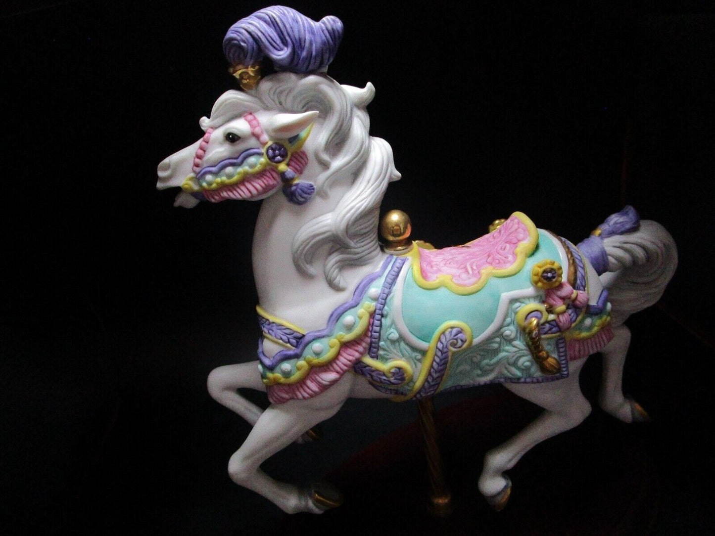 LENOX CAROUSEL HORSE CHRISTMAS PURPLE PLUME