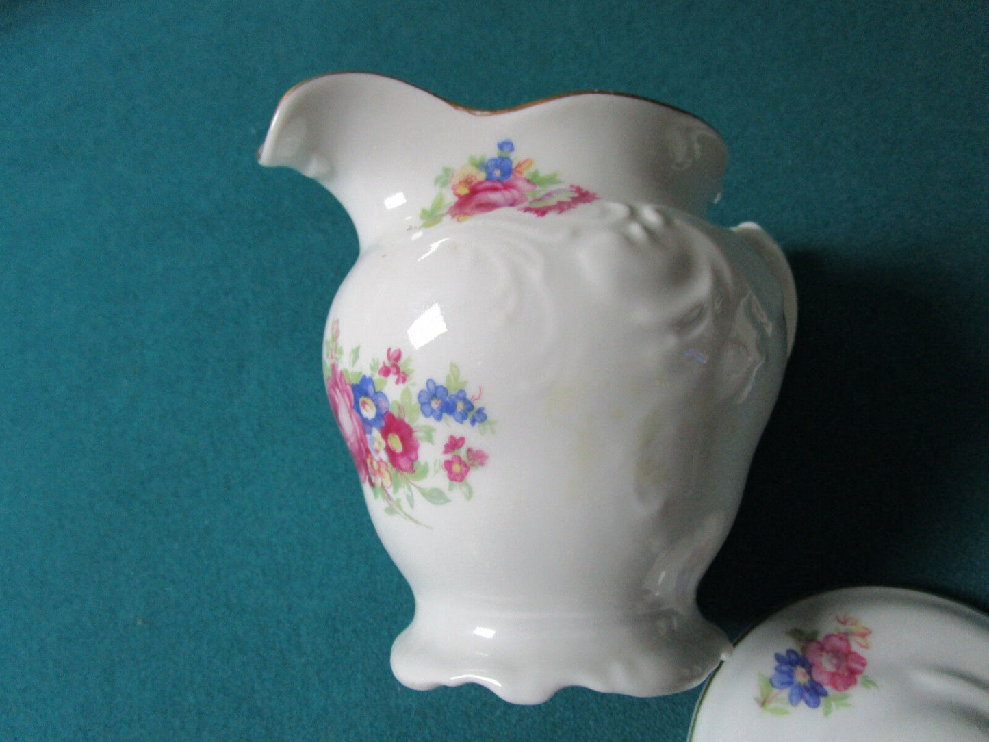 WALBRZYCH POLAND CREAMER AND SUGAR FLORAL ORIGINAL [61]