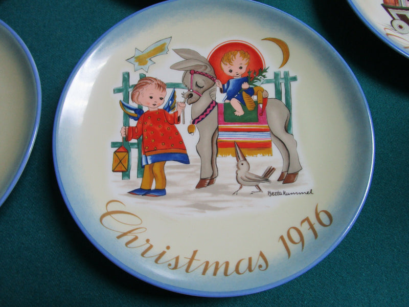 BERTA HUMMEL SCHMID 10 YEARS CHRISTMAS ANNUAL  PLATES COLLECTION 1871-81  10 PCS