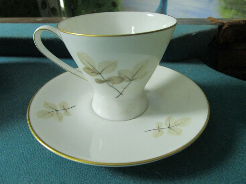 Rosenthal Fine China Tea Cup Saucer Trio [86]
