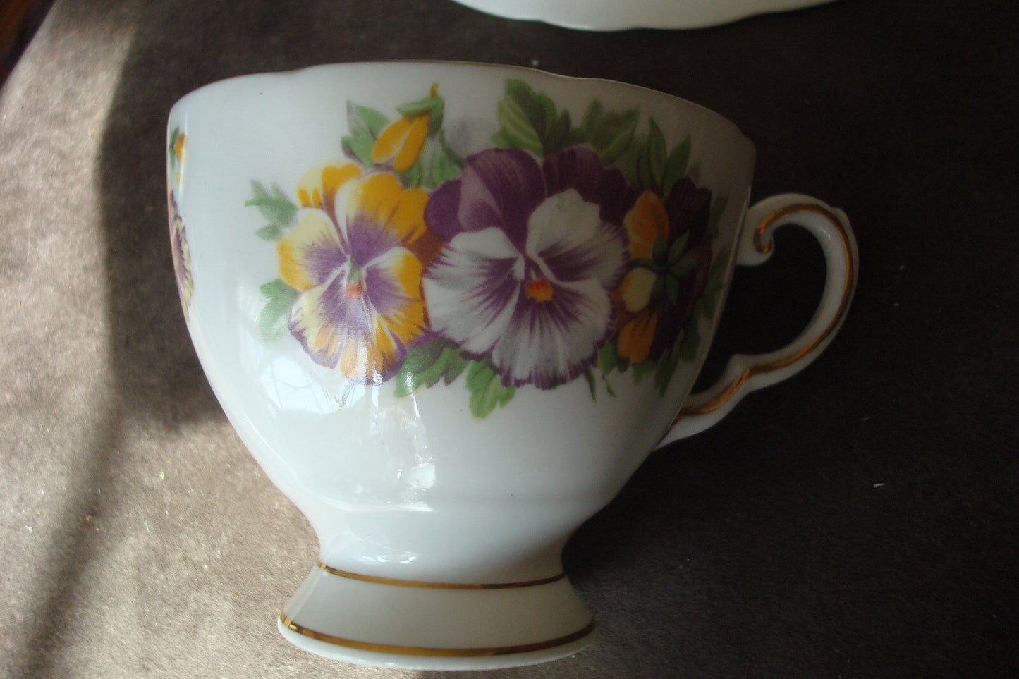 Tuscan England TRIO CUP SAUCER PLATE , wild violets TOUCHES OF GOLD