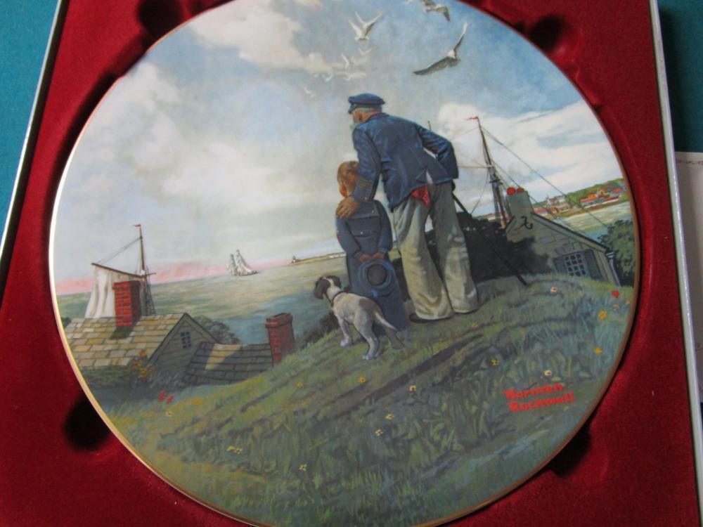 "LOOKING OUT TO SEA" BY NORMAN ROCKWELL COLLECTOR  PLATE NIB orig^^