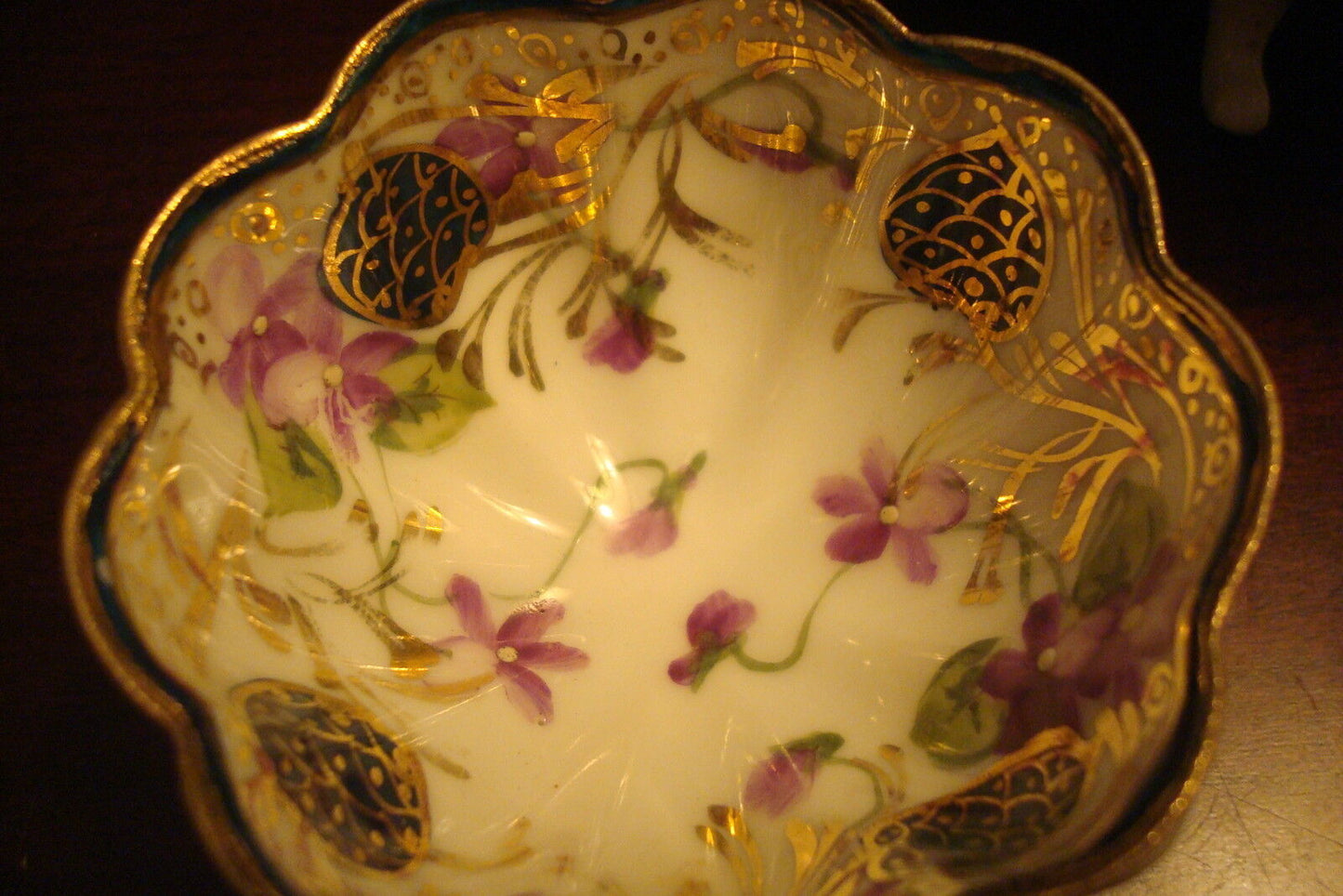 Trio of footed bowls, Mid century Japan, blue and gold accorns, [80B]