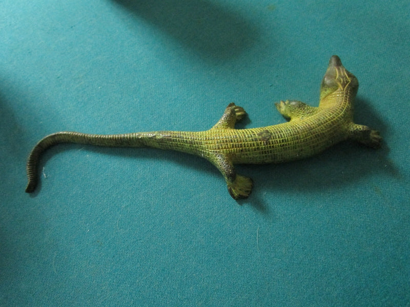 Lizzard Cast  Iron Paperweight Figurine  10"