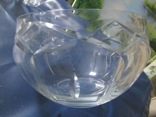 WATERFORD O'REAGAN CRYSTAL BOWL DIAMONDS AND VERTICAL CUTS 5 X 7 1/2"